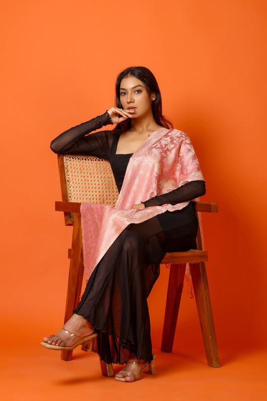 OMVAI Victorian Paisley Premium Woven Silk Stole | Peachy Pink