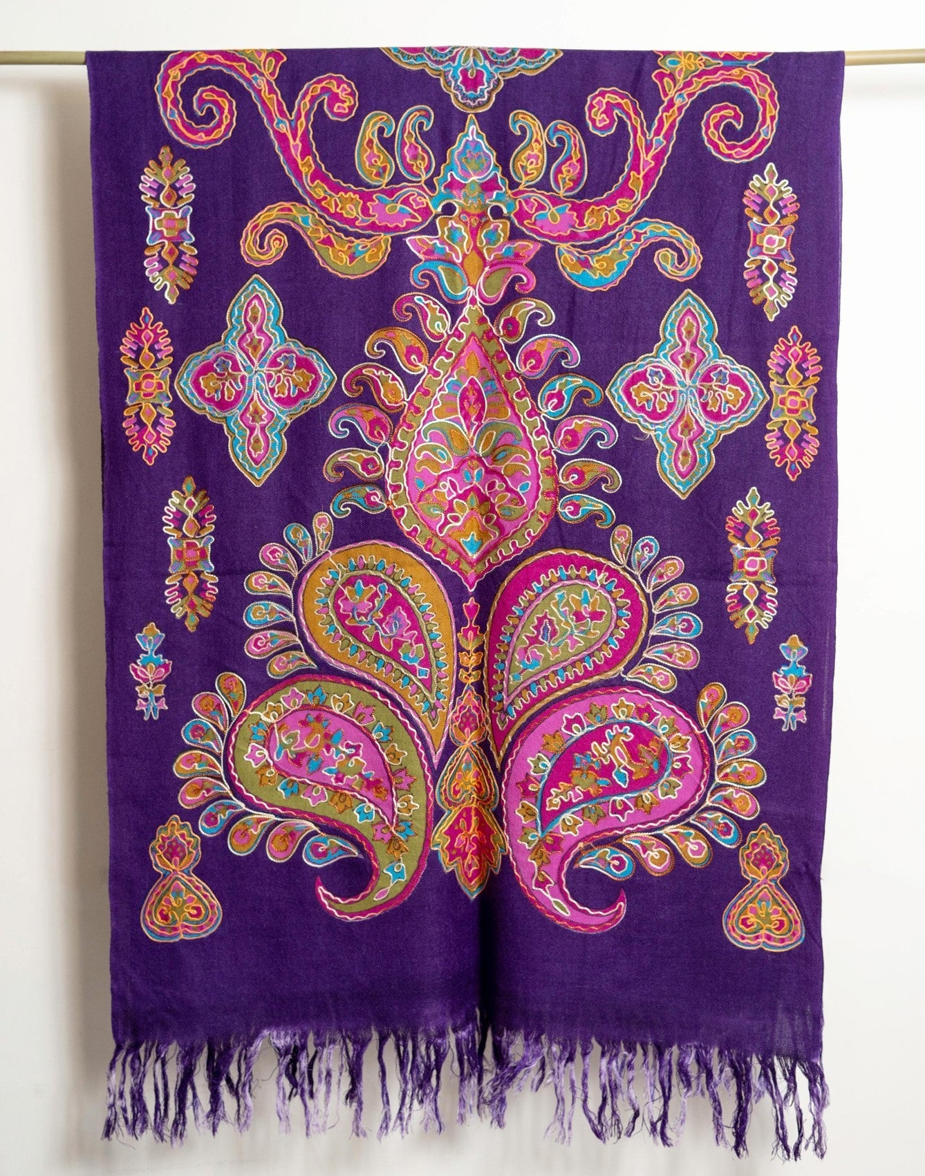 Bold Paisley Kalamkari Kani Stole with Hand embroidery - Purple