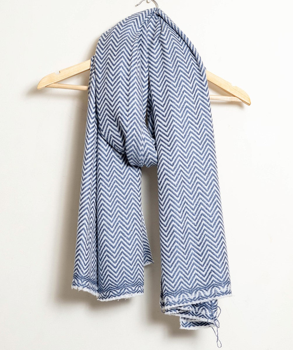 Zig Zag Patterned Super Soft Woolen Muffler - Indigo Blue