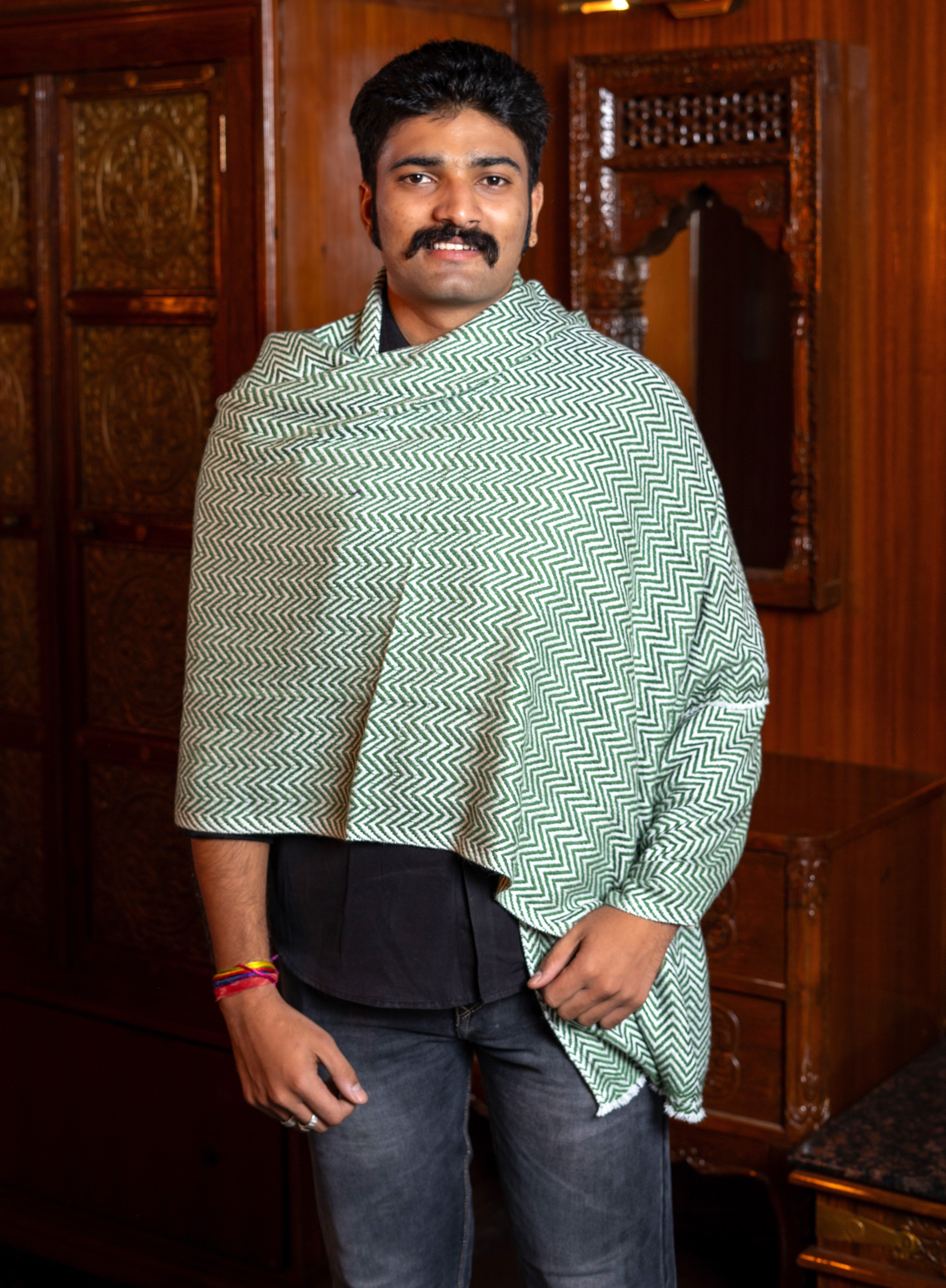 Zig Zag Patterned Super Soft Woolen Muffler - Olive Green