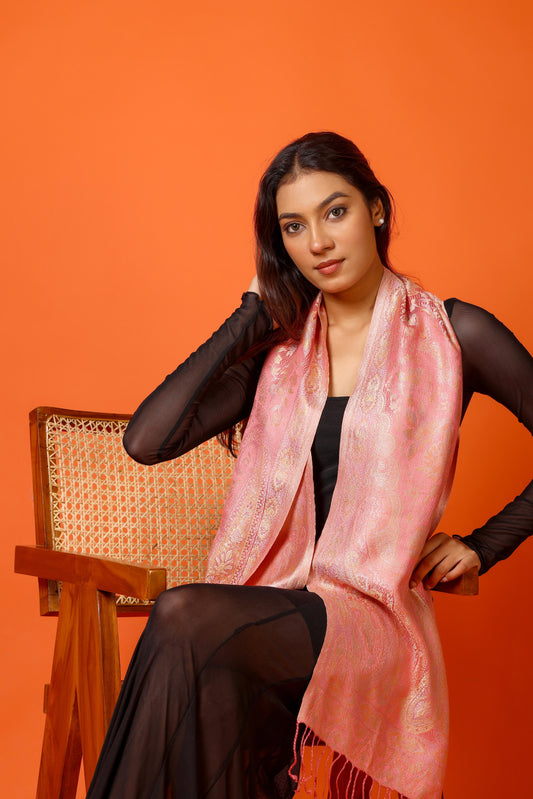 OMVAI Victorian Paisley Premium Woven Silk Stole | Peachy Pink