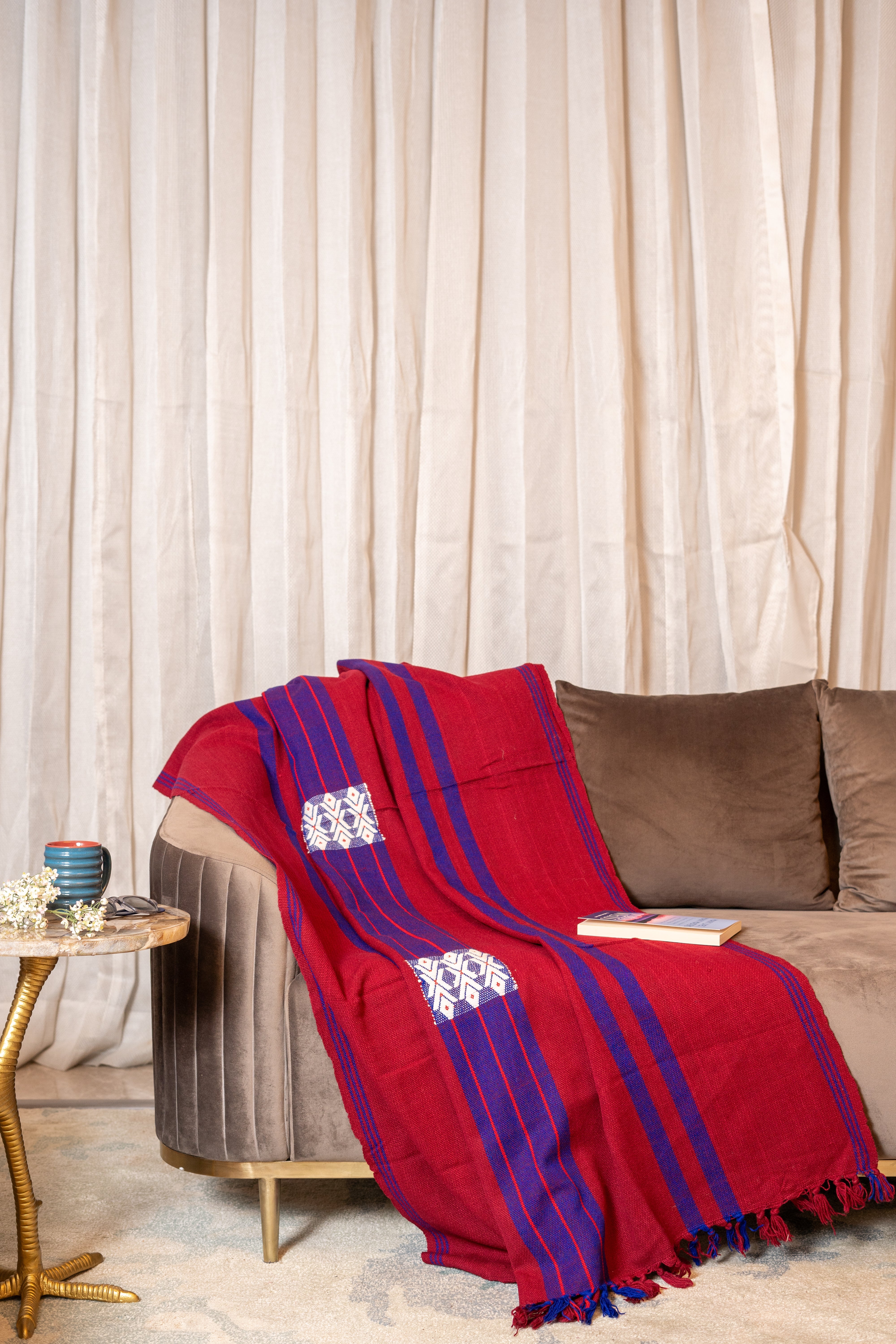 OMVAI Artisanal Patterned Cashmilon Woven Throw Blanket / Comforter Burgandy with Blue, and White weave border