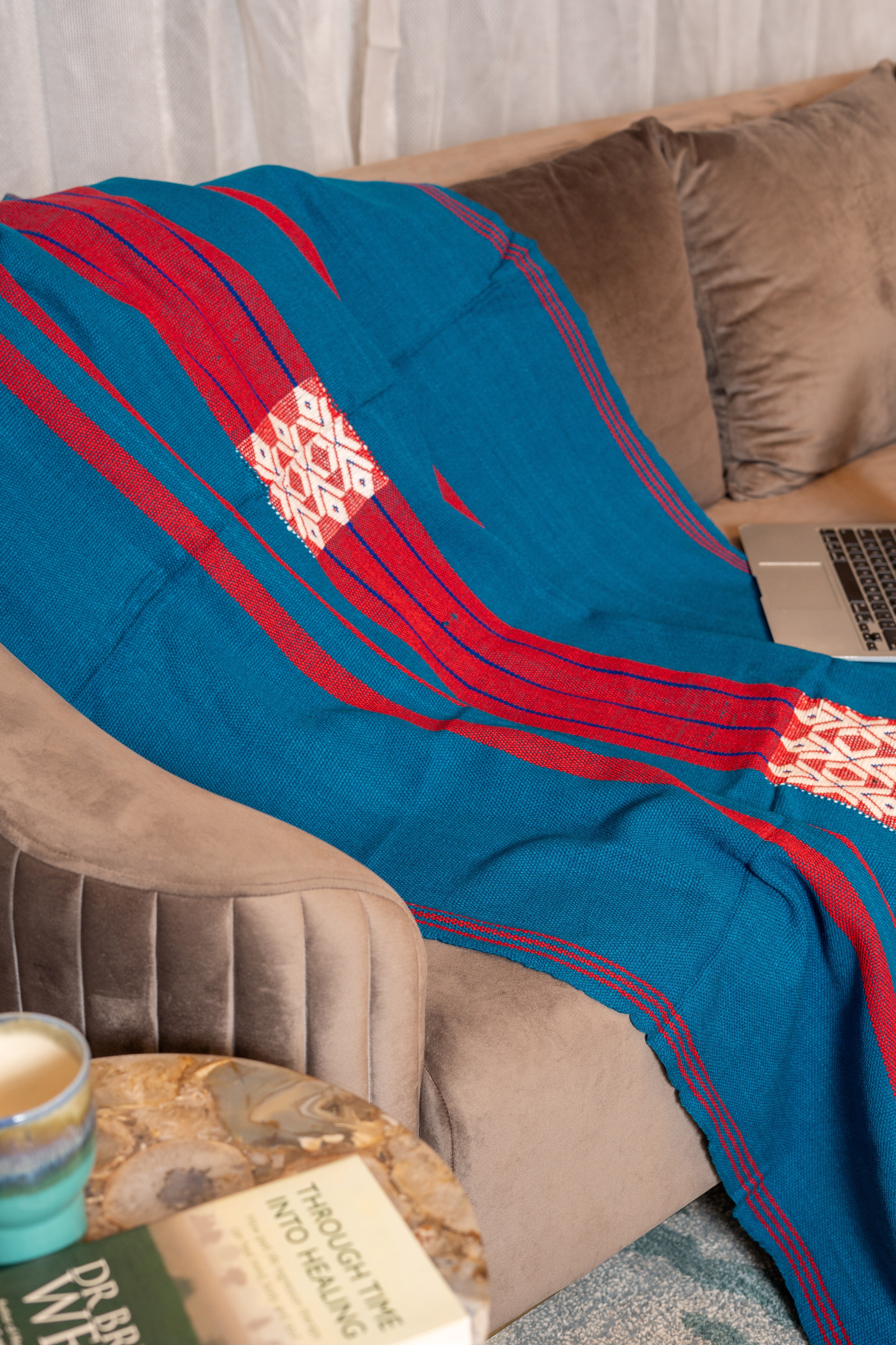 OMVAI Artisanal Patterned Cashmilon Woven Throw Blanket / Comforter - Teal with red white weave e weave