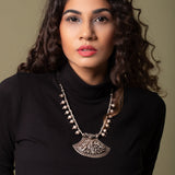 Eama Silver Necklace