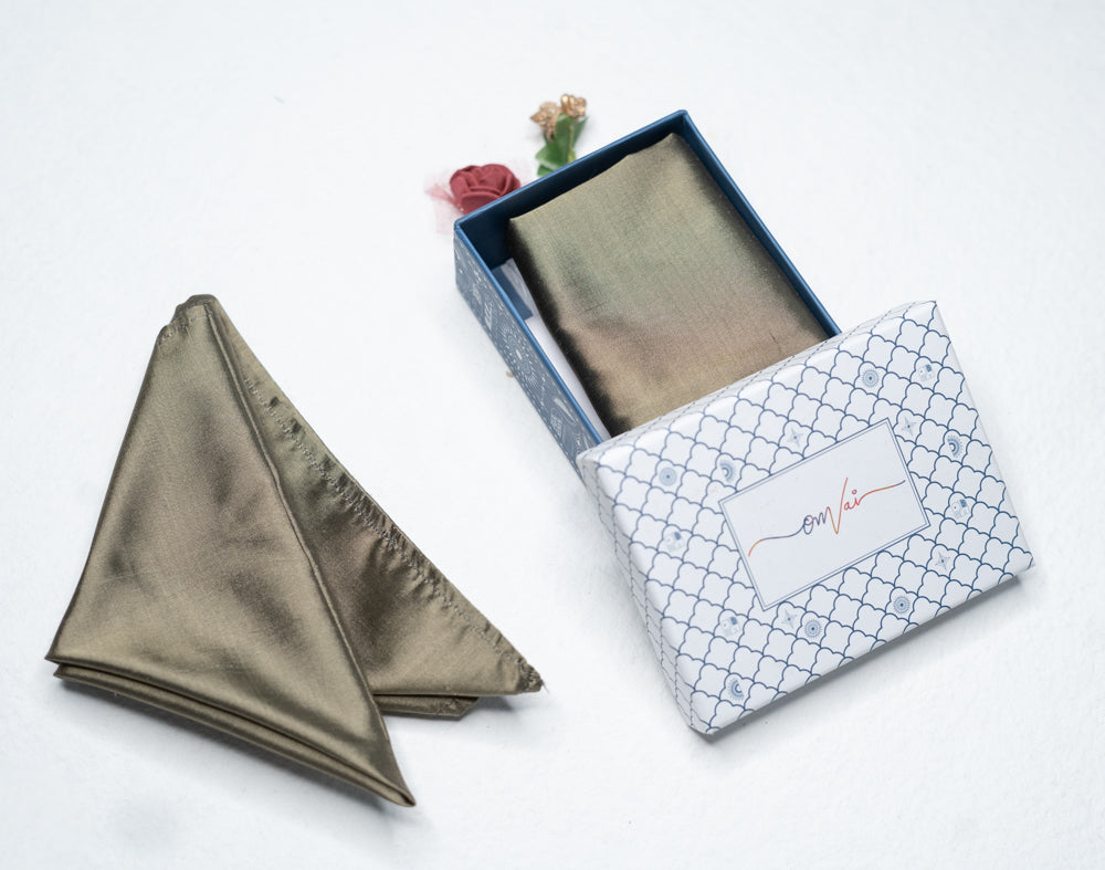 OMVAI Solid Silk Pocket Square Dazzle in Gold