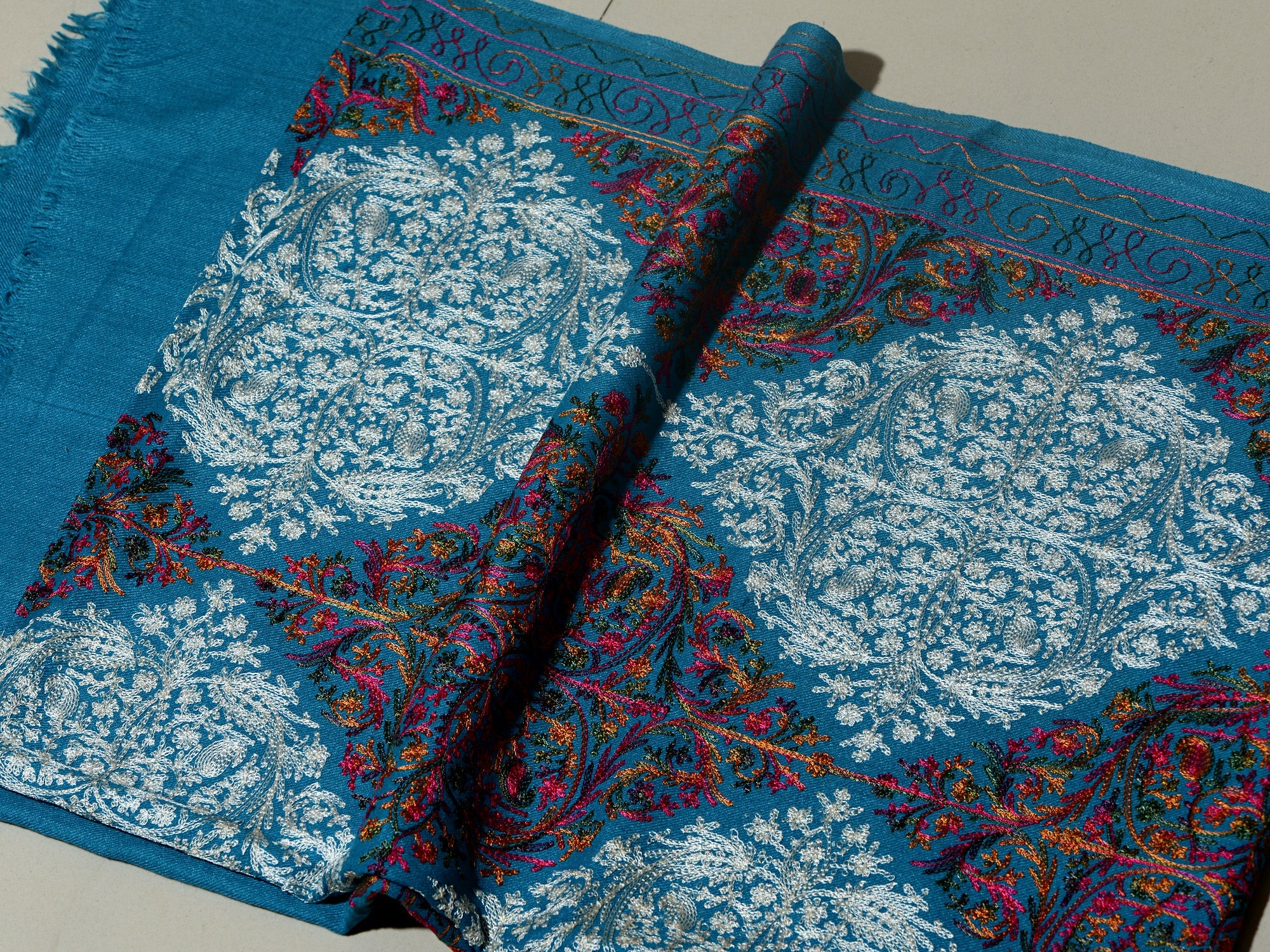 AABAN Elegant Caribbean Blue  Embroidered Shawl - Unisex