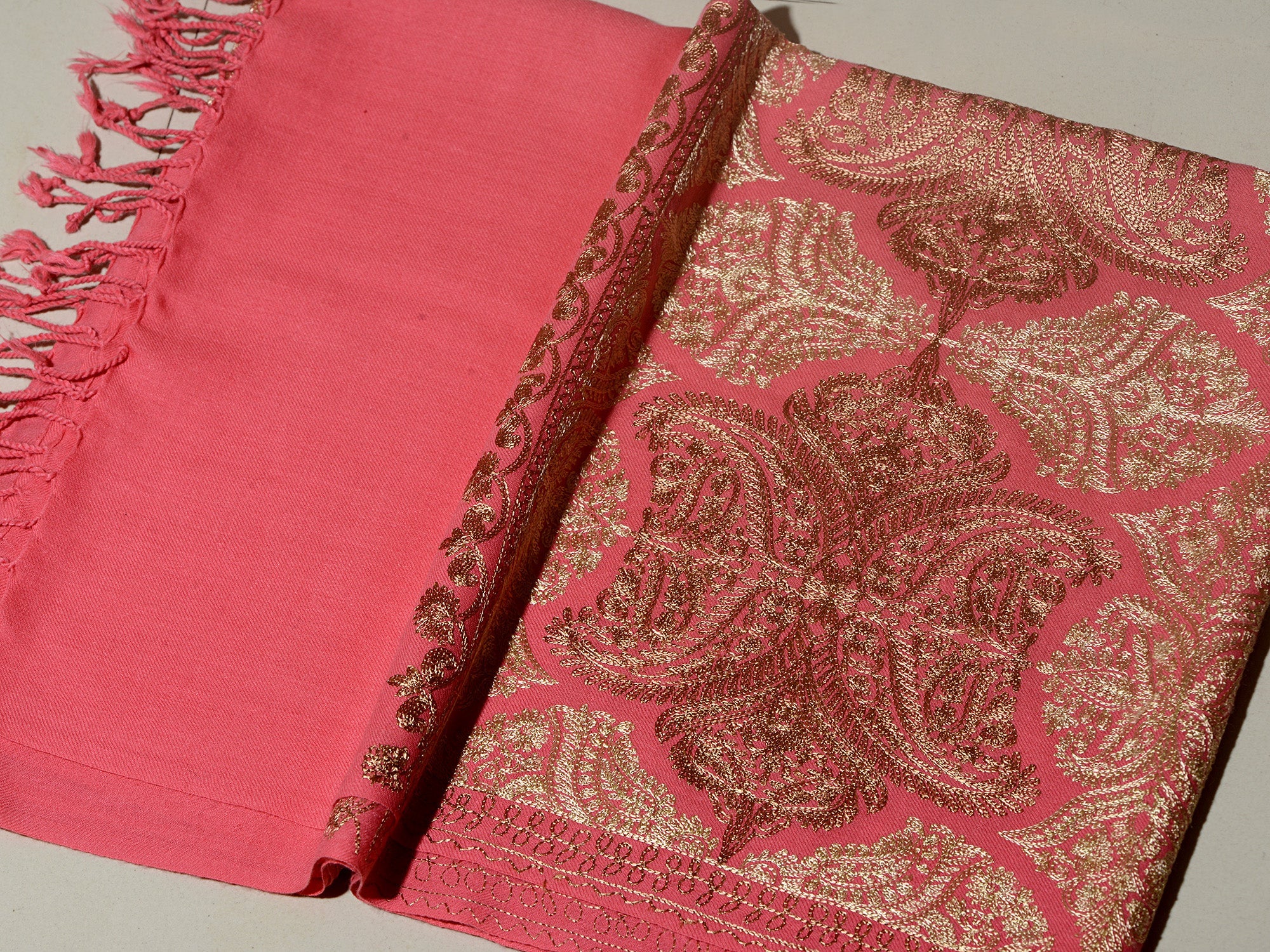 REYHANA Elegant Peachy Pink Embroidered Shawl - Unisex